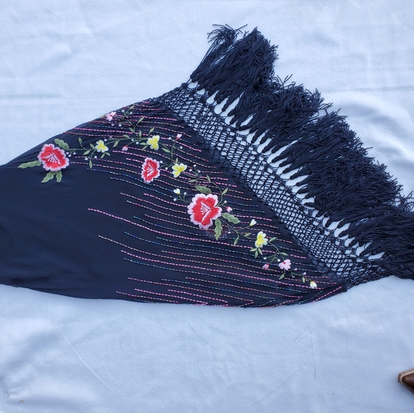 NWOT Cache embroidered beaded floral dress 2 - Picture 7 of 12